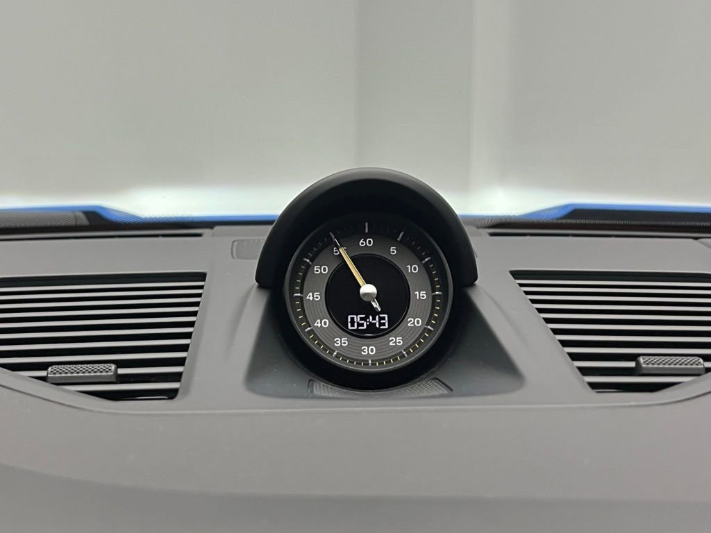 Used 2022 Porsche 911 GT3 image 13