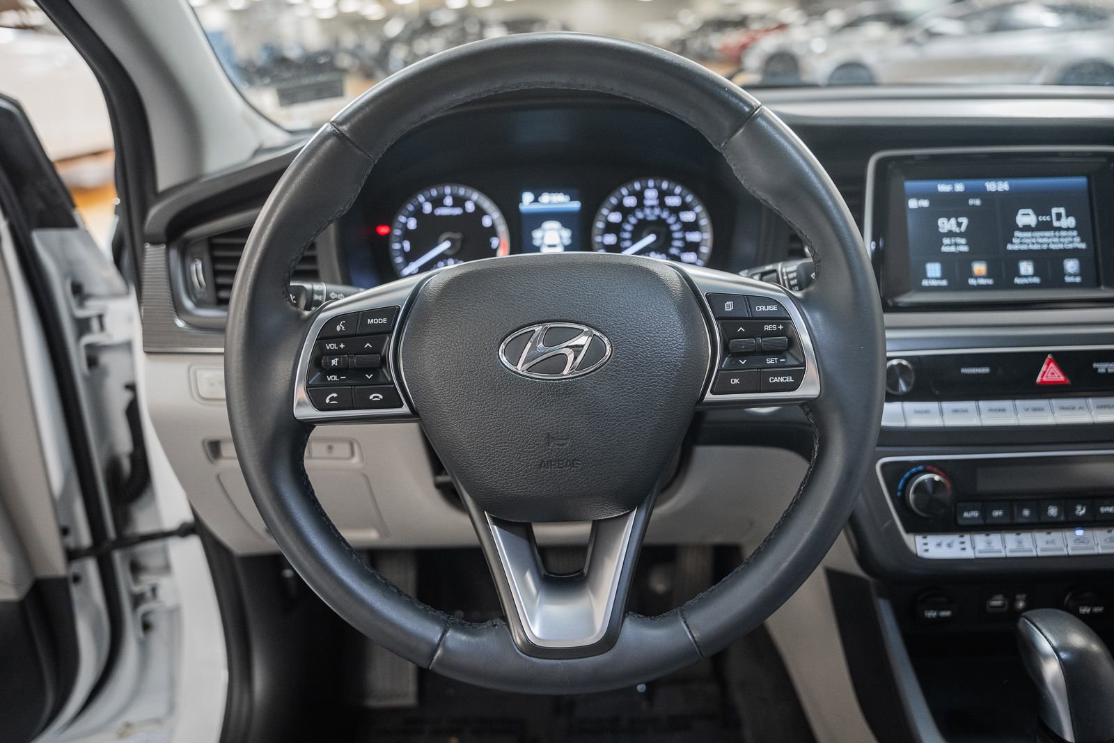 Used 2018 Hyundai Sonata Limited image 32