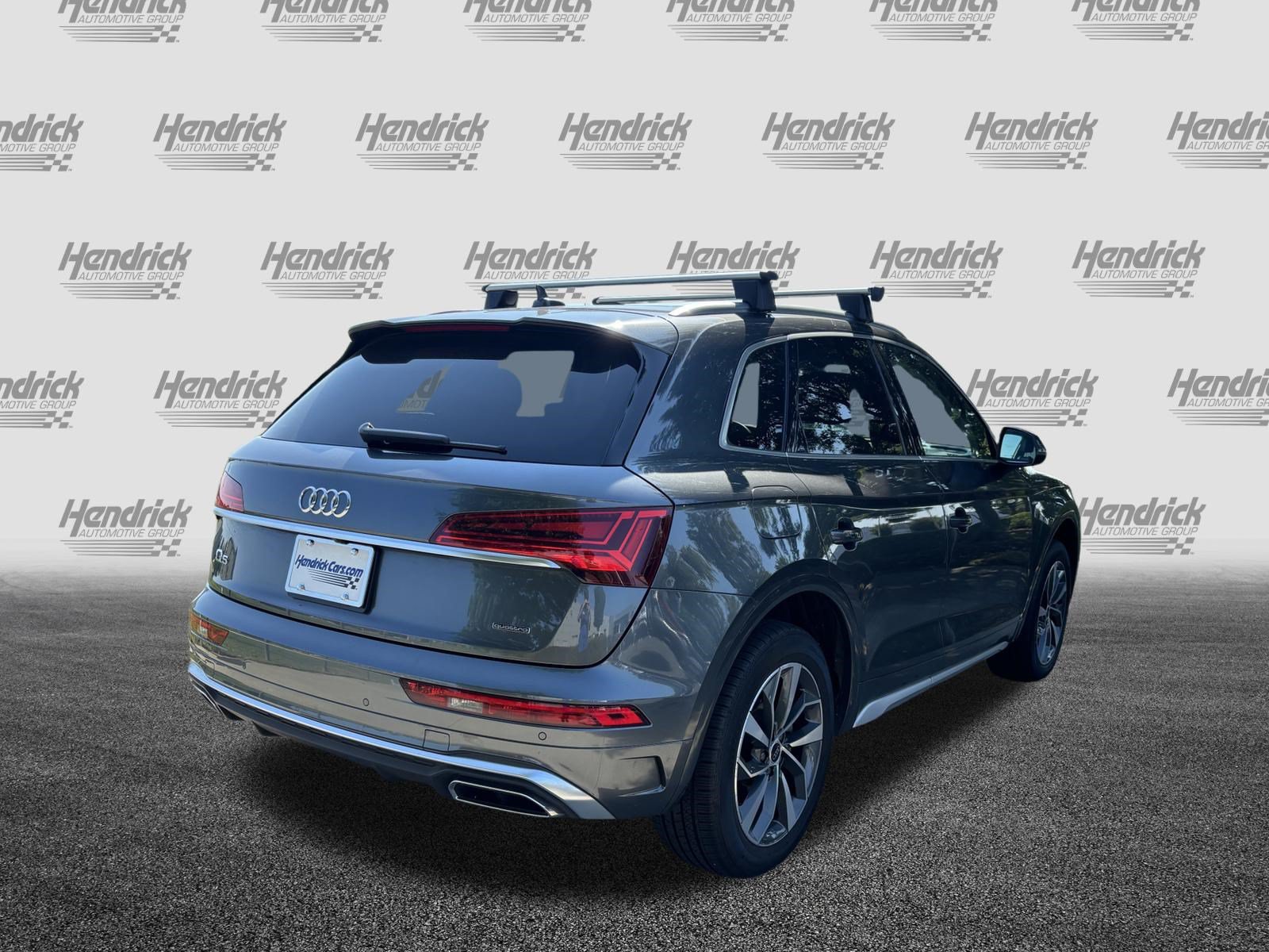 Used 2023 Audi Q5 2.0T Premium Plus w/ Premium Plus Package AWD/4WD image 11