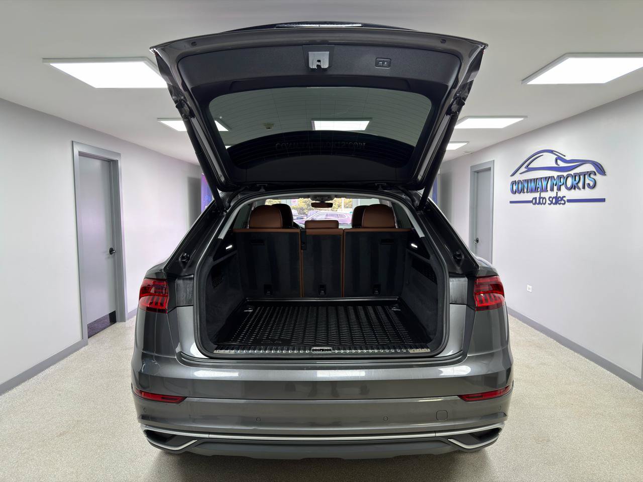 Used 2020 Audi Q8 Premium Plus AWD/4WD image 37