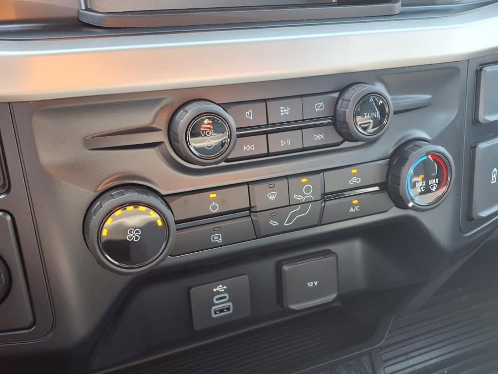 Used 2024 Ford F350 XL image 6