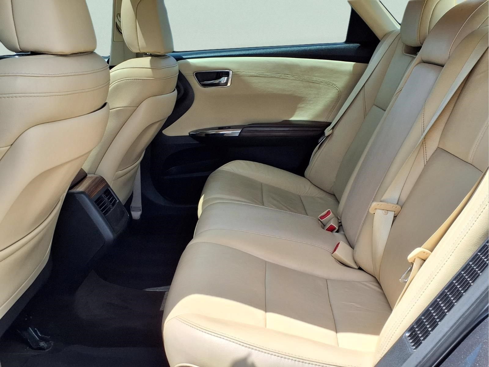 Used 2014 Toyota Avalon XLE Touring FWD image 11