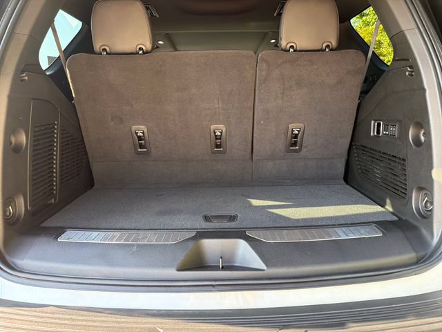 Used 2024 Chevrolet Tahoe High Country AWD/4WD image 28
