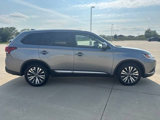 Used 2020 Mitsubishi Outlander SE FWD image 5