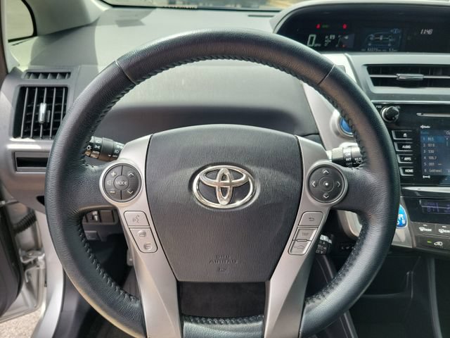Used 2017 Toyota Prius V Five w/ Advanced Technology Package FWD image 16