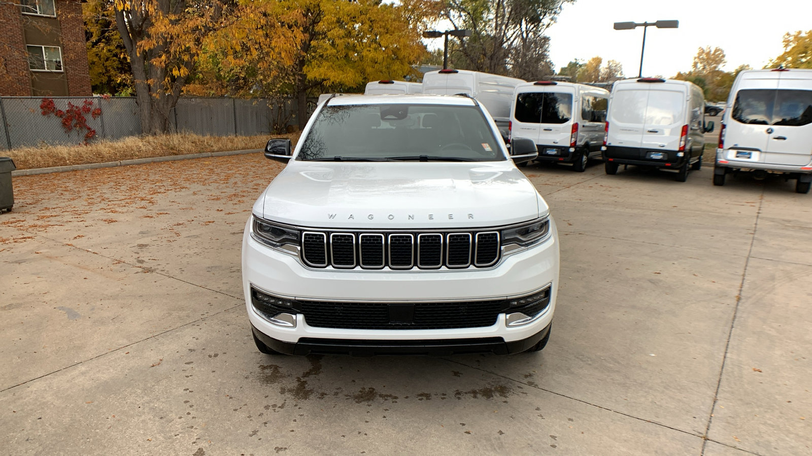 Used 2025 Jeep Wagoneer 4WD image 8