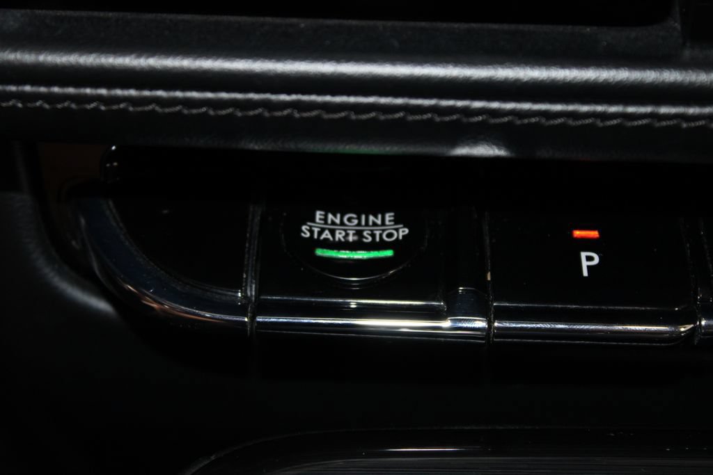 Used 2022 Lincoln Nautilus Reserve AWD/4WD image 43