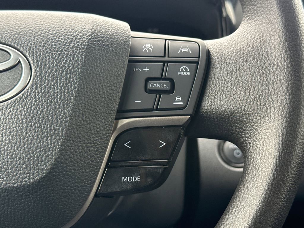 Used 2025 Toyota Camry LE w/ Convenience Package FWD image 27