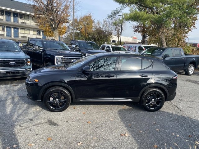 Used 2024 Dodge Hornet R/T Plus w/ Tech Pack Plus w/o Parking image 4