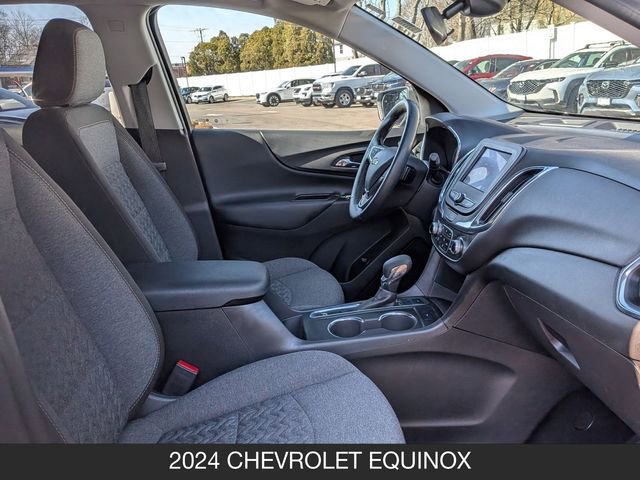 Used 2024 Chevrolet Equinox LT AWD/4WD image 24