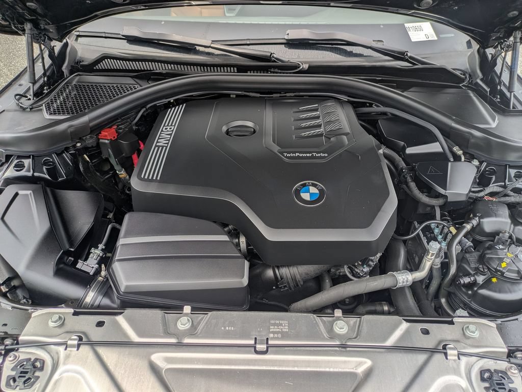 Used 2025 BMW 230i Coupe w/ Convenience Package RWD image 10