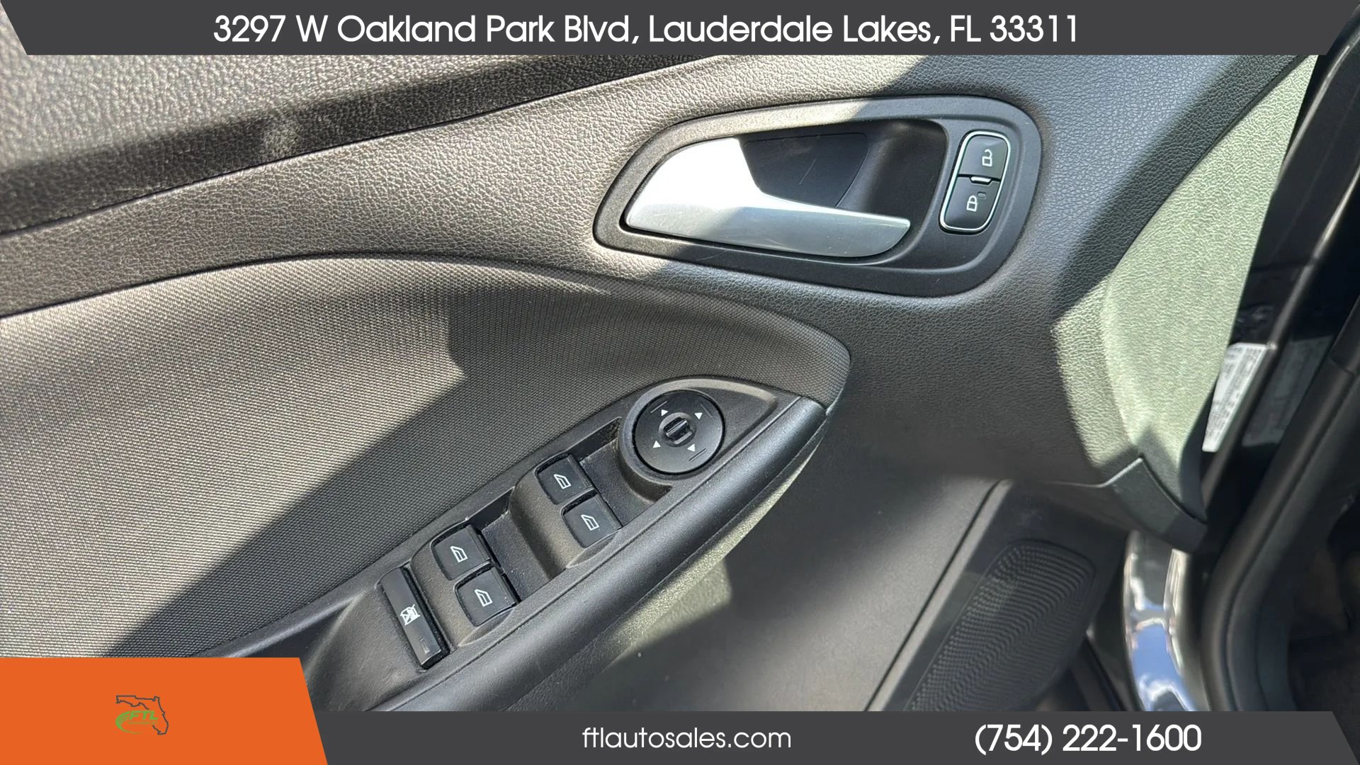 Used 2018 Ford Focus SE FWD image 21