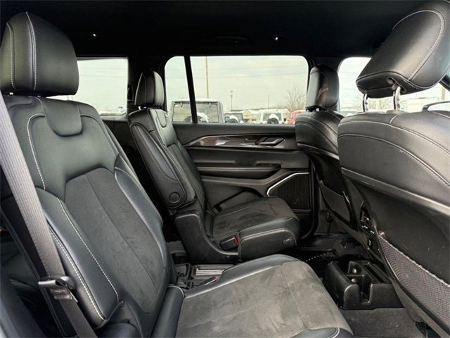 Certified 2022 Jeep Grand Cherokee L Altitude image 11