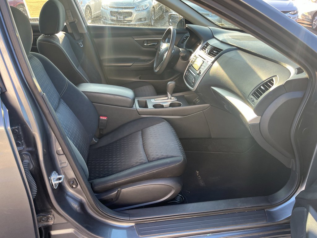 Used 2016 Nissan Altima 2.5 S w/ Power Driver Seat Package image 22