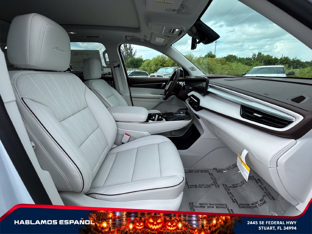 New 2026 Buick Enclave Avenir w/ Super Cruise Package AWD/4WD image 21