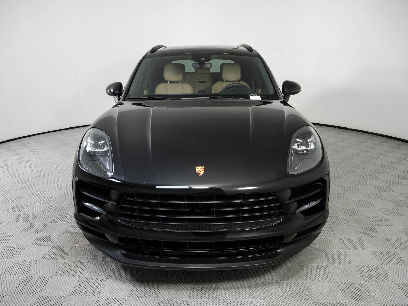 Used 2019 Porsche Macan AWD/4WD image 34