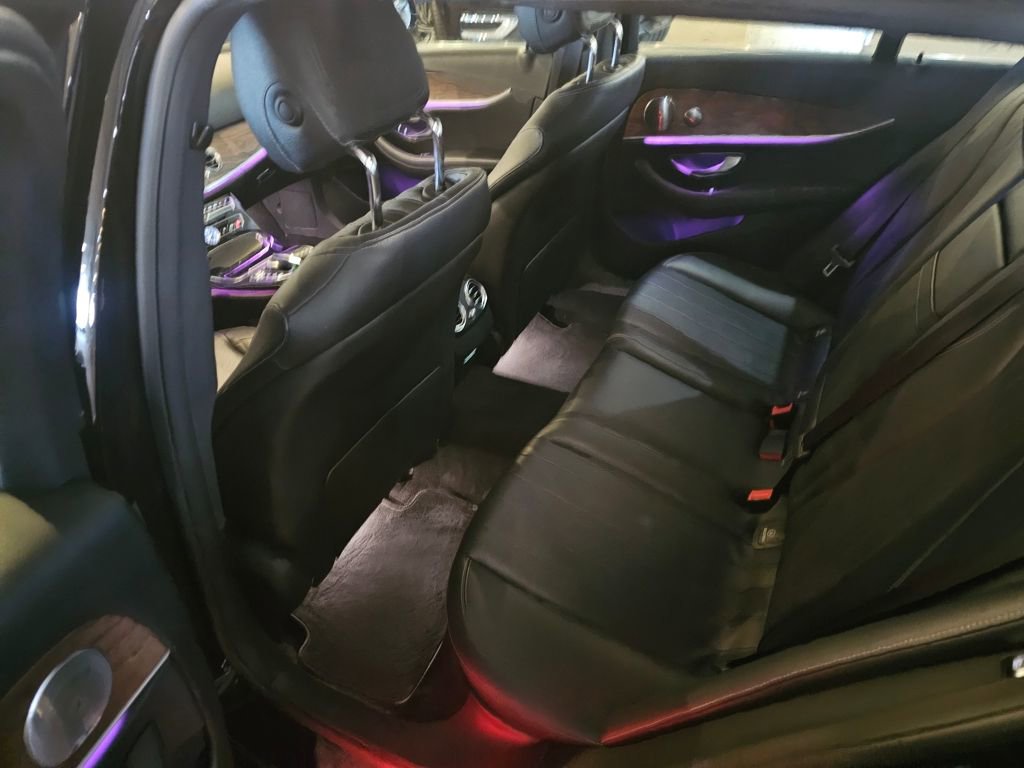 Used 2017 Mercedes-Benz E 400 4MATIC Wagon image 13