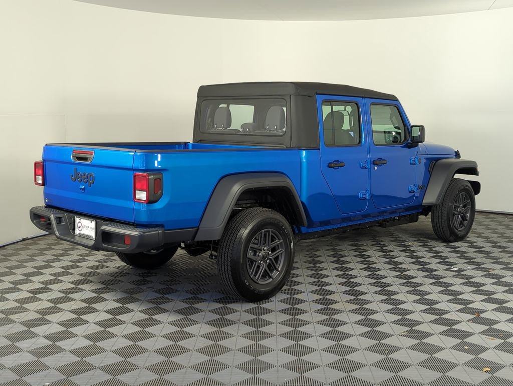 New 2026 Jeep Gladiator Sport AWD/4WD image 5