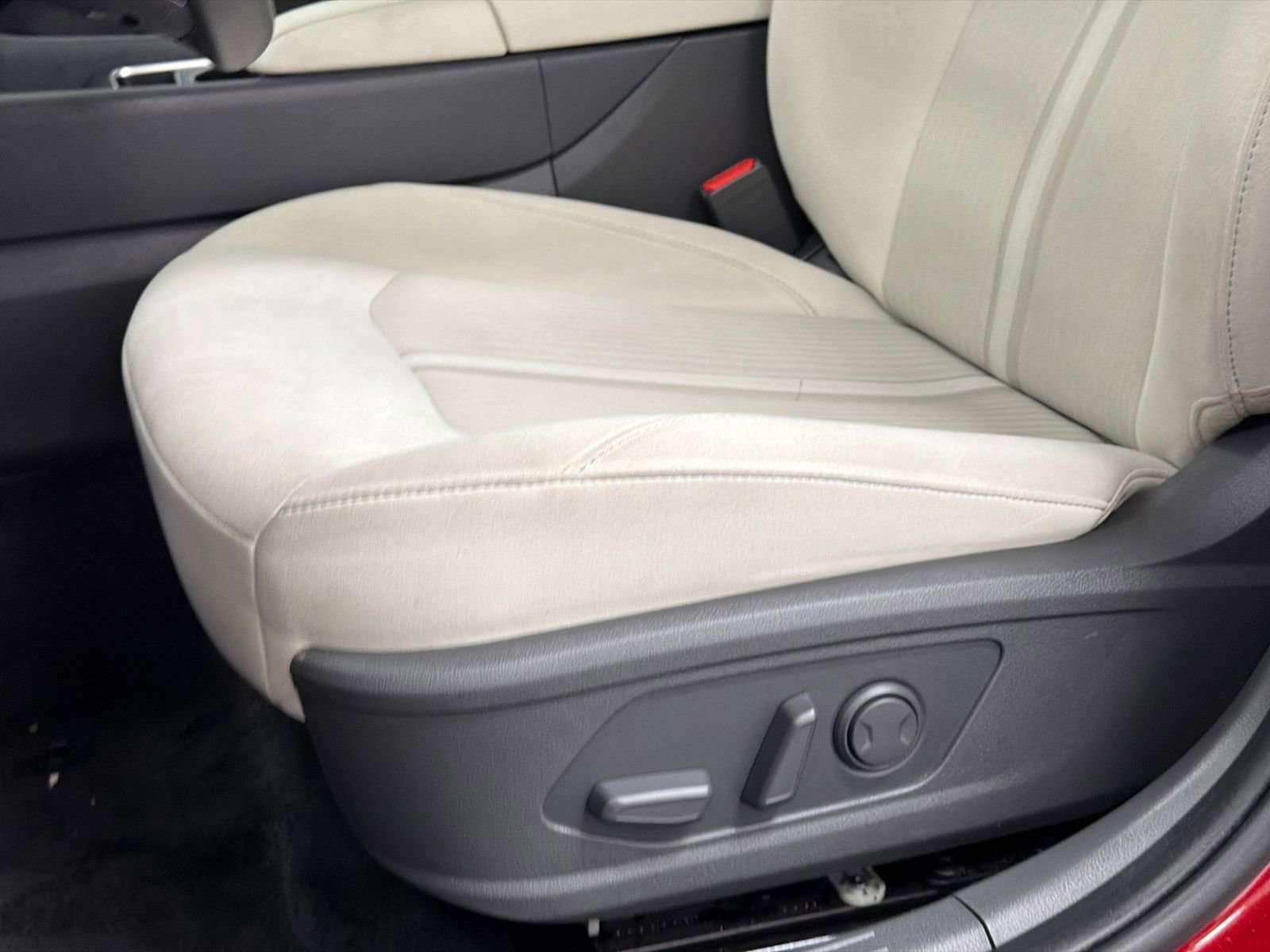 Used 2025 Hyundai Sonata SEL image 13