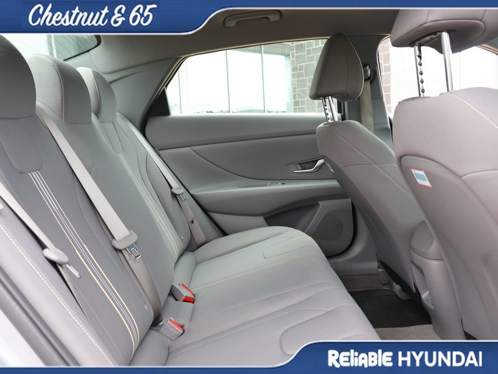 Certified 2025 Hyundai Elantra Sport w/ Cargo Package FWD image 13