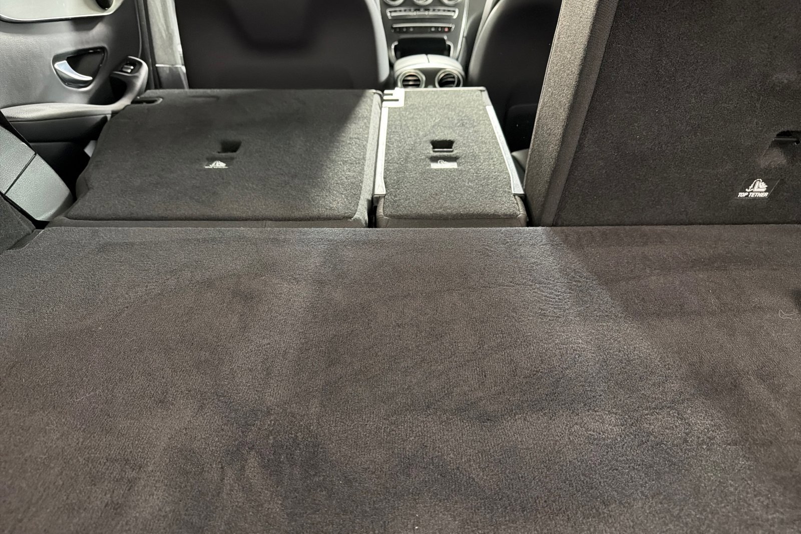 Used 2022 Mercedes-Benz GLC 300 w/ Premium Package Lite image 14