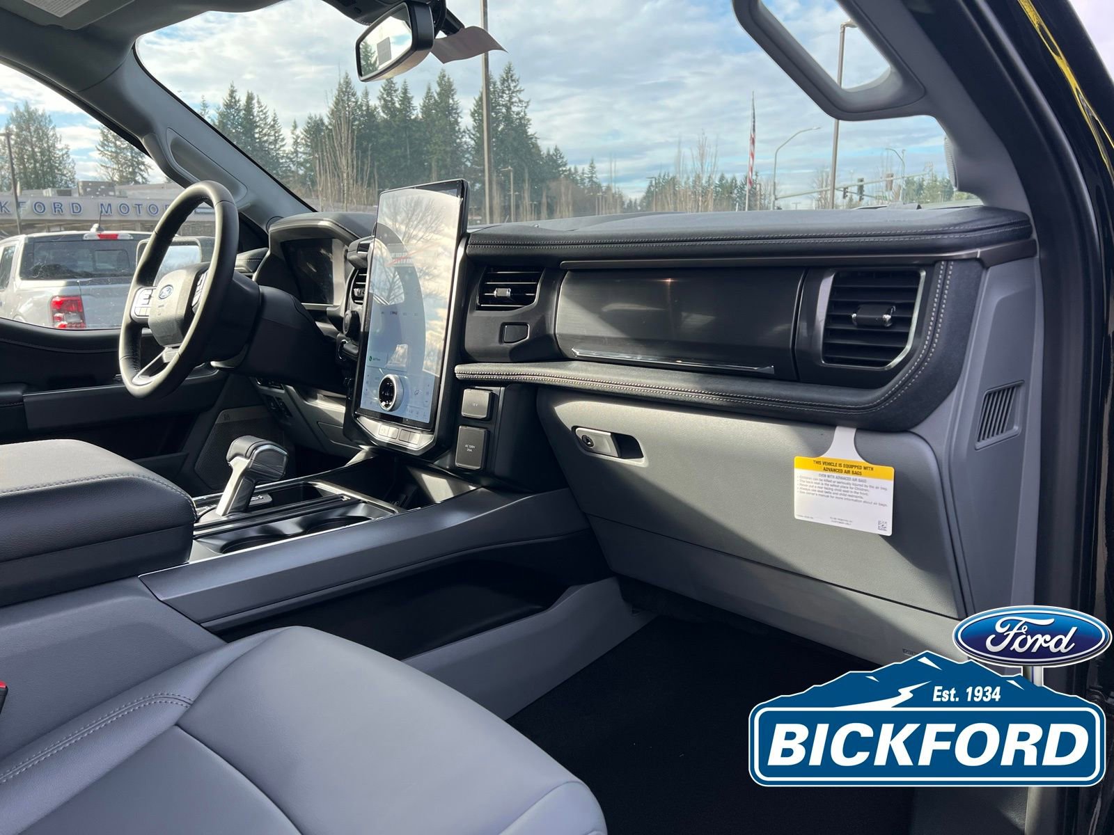 New 2025 Ford F150 Lightning Flash AWD/4WD image 18