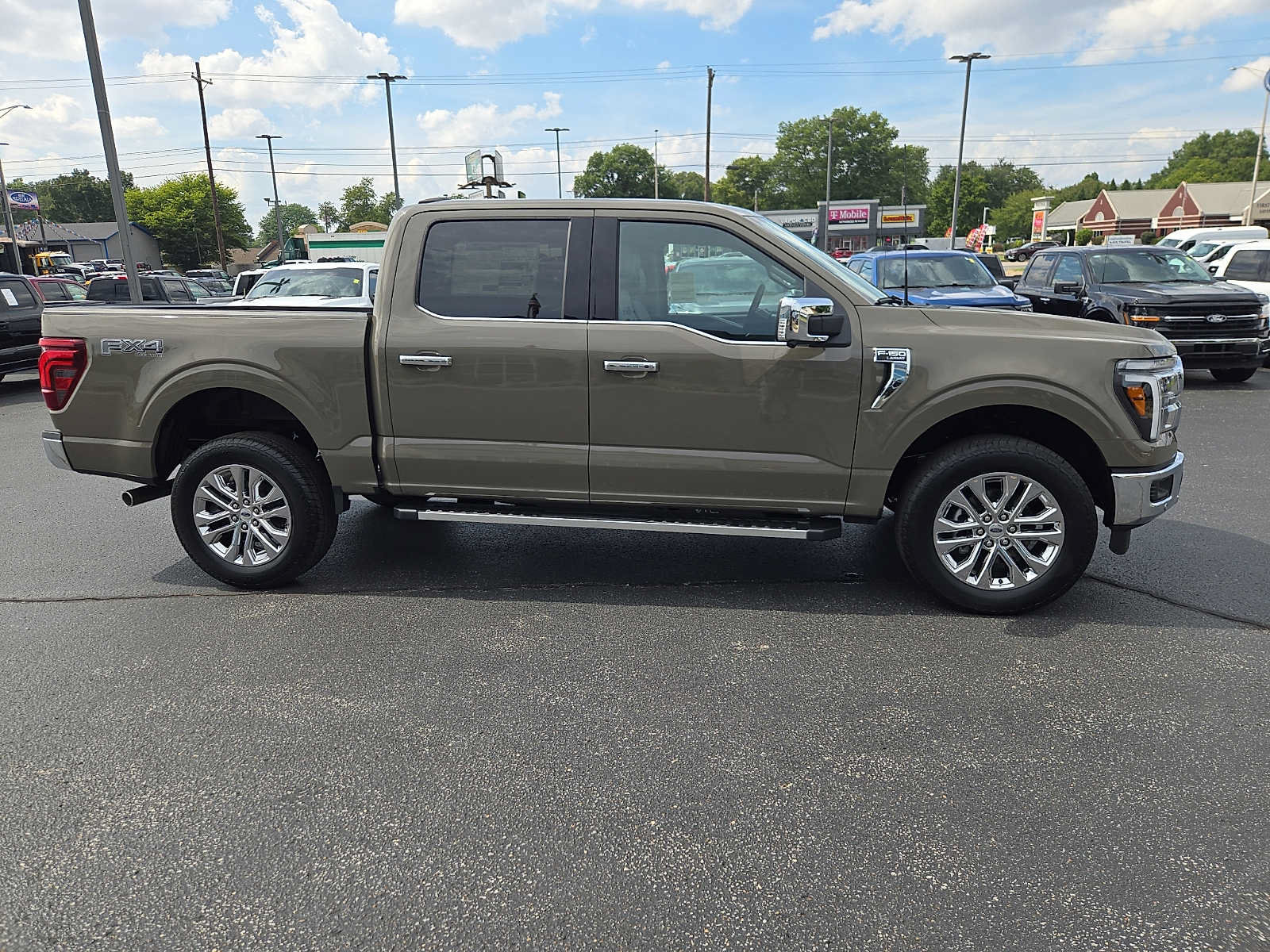 New 2026 Ford F150 Lariat w/ Equipment Group 501A Mid AWD/4WD image 10