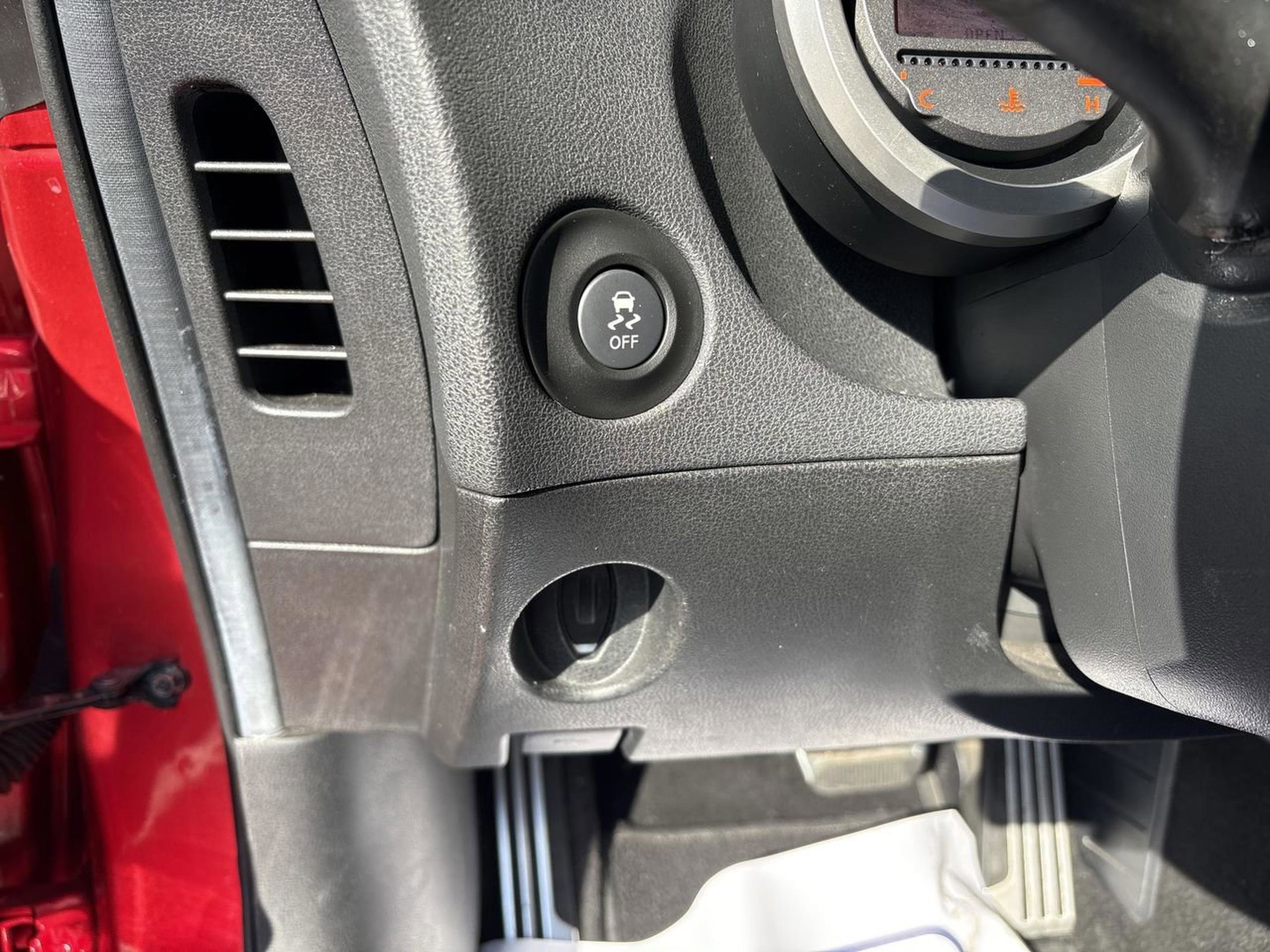 Used 2019 Nissan 370Z Touring Sport image 24