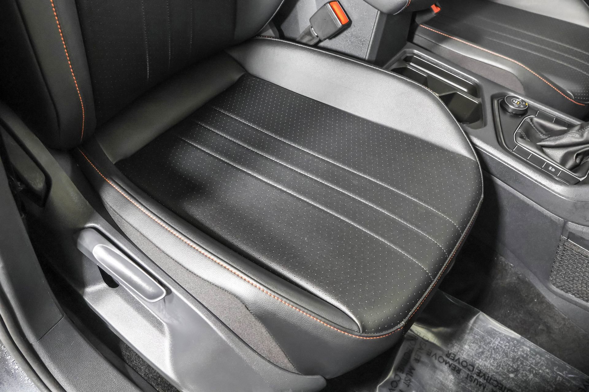 Used 2024 Volkswagen Tiguan Wolfsburg Edition image 44