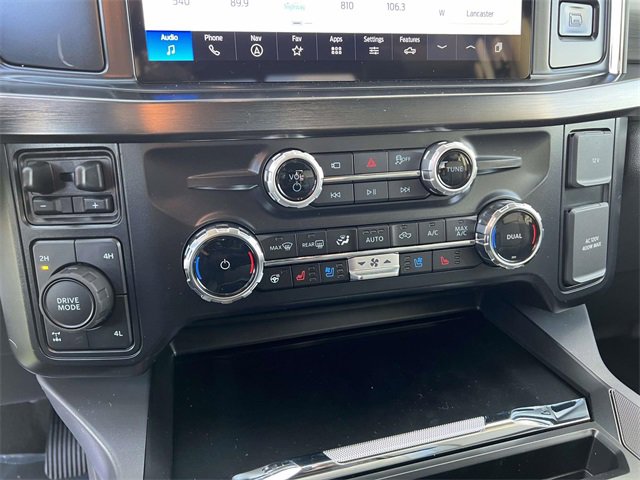 New 2026 Ford F250 Lariat w/ Chrome Package image 17