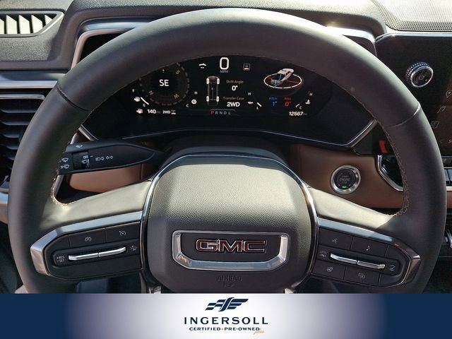 Used 2025 GMC Canyon AT4 w/ Technology Plus Package image 3