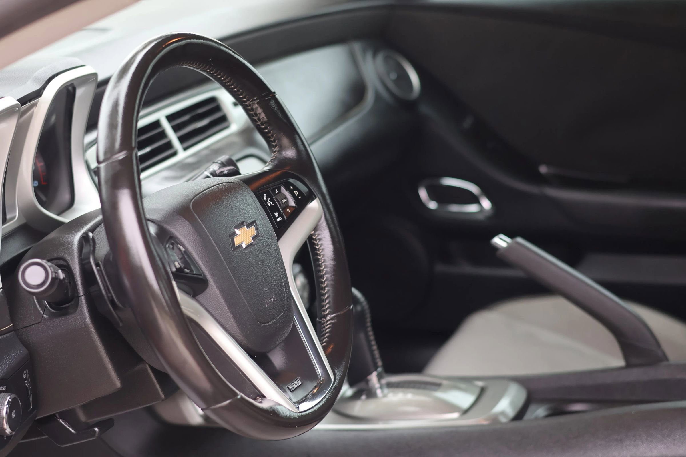 Used 2013 Chevrolet Camaro SS w/ Rear Vision Package image 20