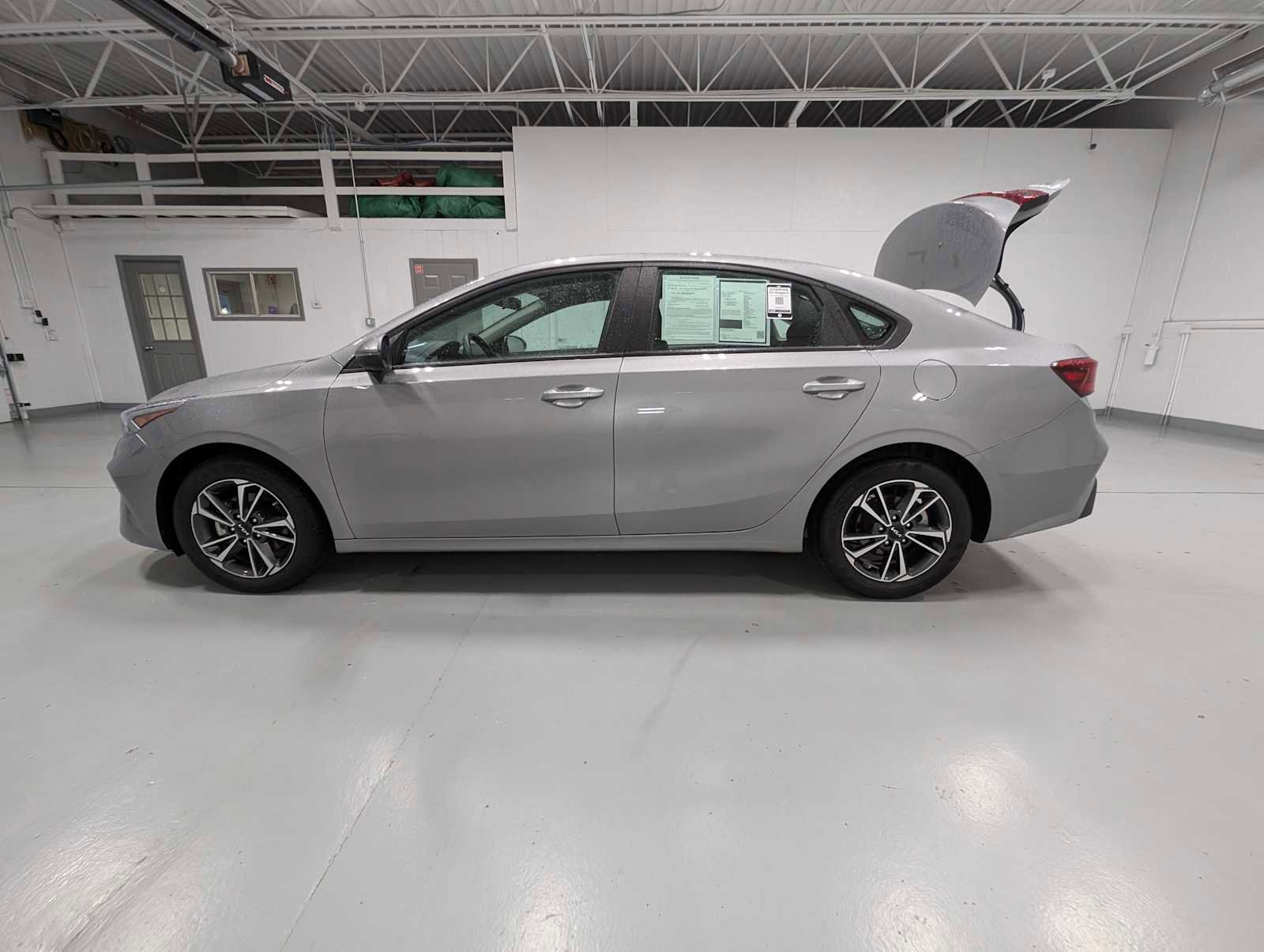 Certified 2023 Kia Forte LXS w/ LXS Technology Package image 11