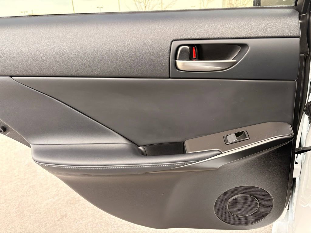 Used 2025 Lexus IS 350 F Sport w/ Navigation Package image 28