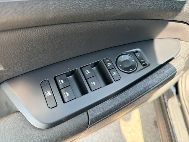 New 2026 Kia Sportage EX FWD image 17
