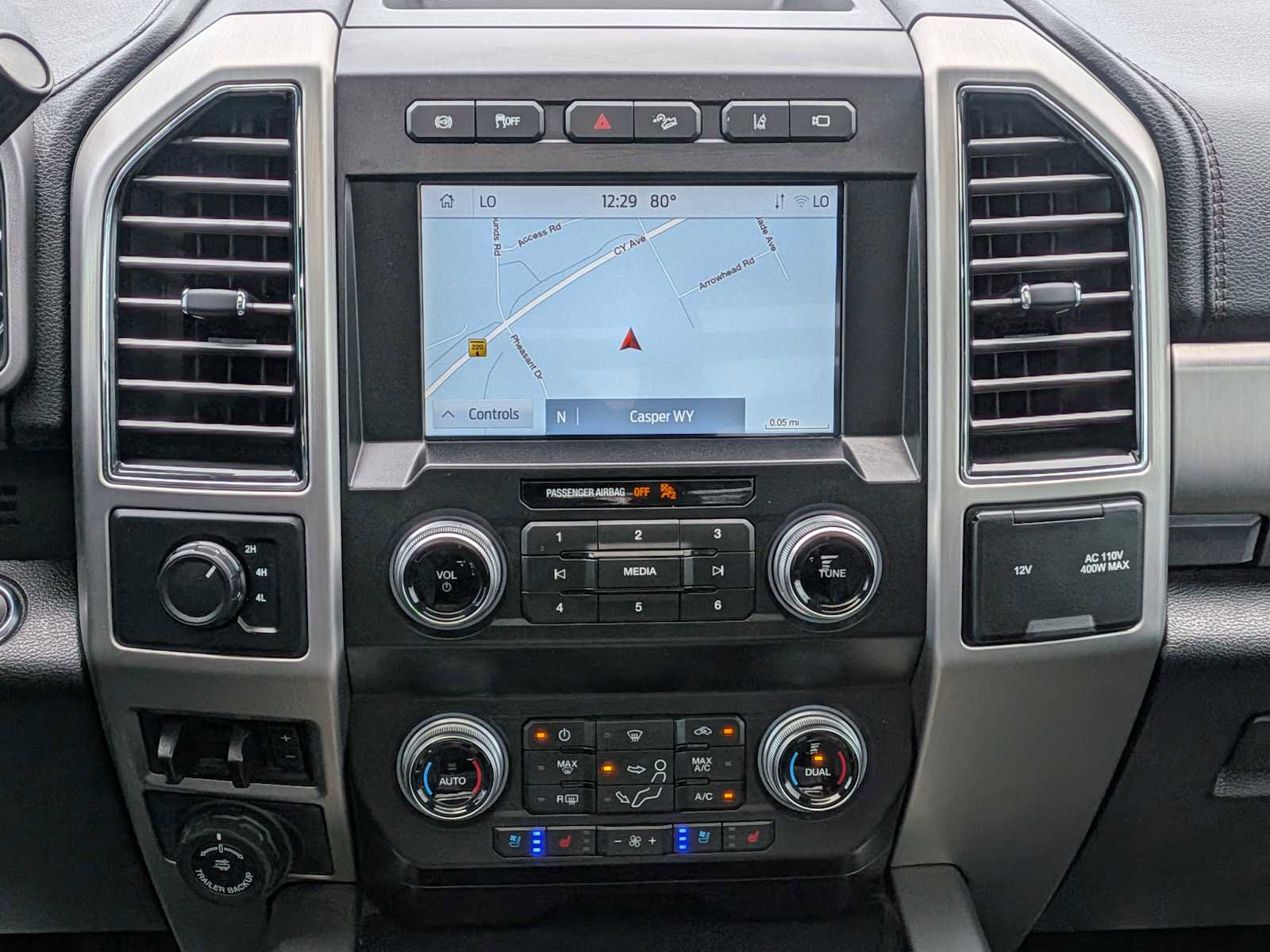 Used 2020 Ford F450 Platinum w/ FX4 Off-Road Package AWD/4WD image 22