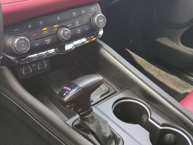 Used 2022 Dodge Durango R/T w/ Tow 'N Go Package AWD/4WD image 9