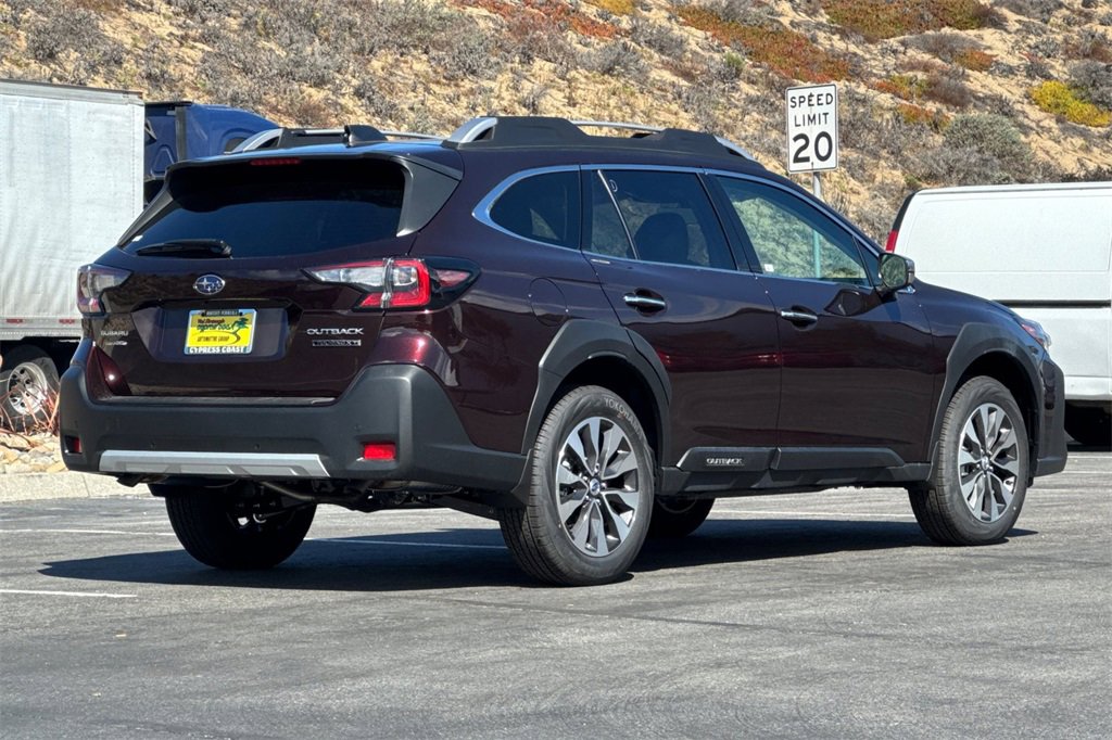 New 2025 Subaru Outback Touring XT image 4