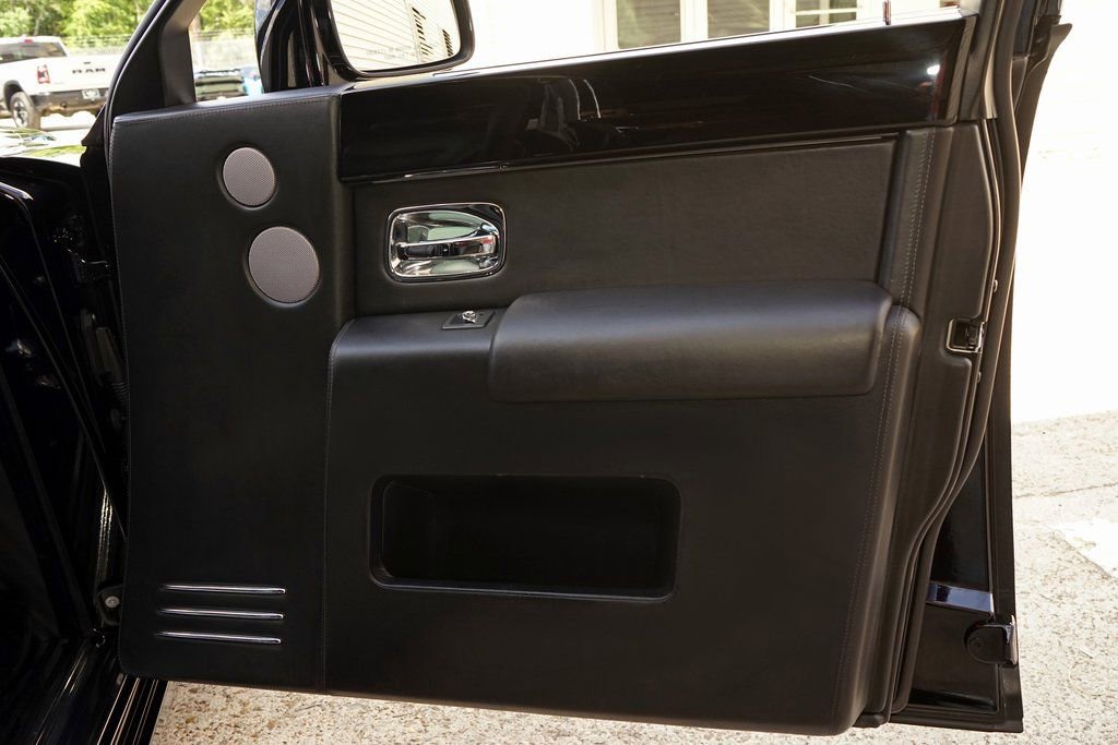 Used 2013 Rolls-Royce Phantom Sedan image 24