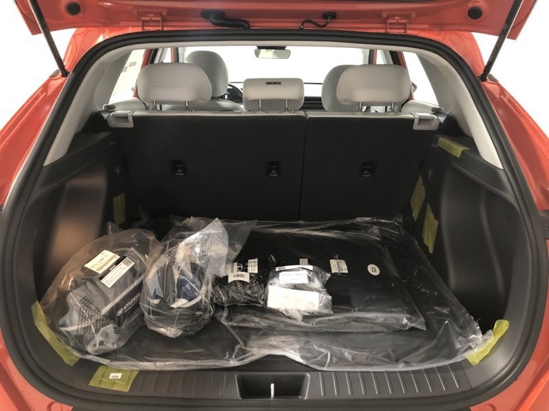 New 2026 Hyundai Kona SE image 8