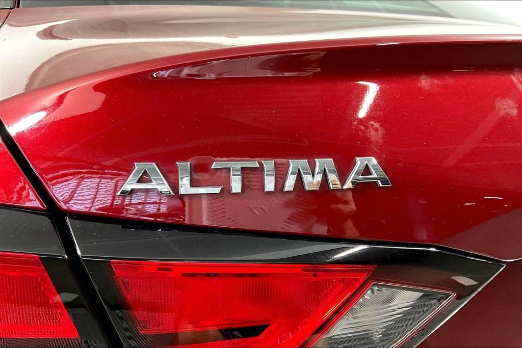 Used 2021 Nissan Altima 2.5 SR w/ SR Premium Package image 7