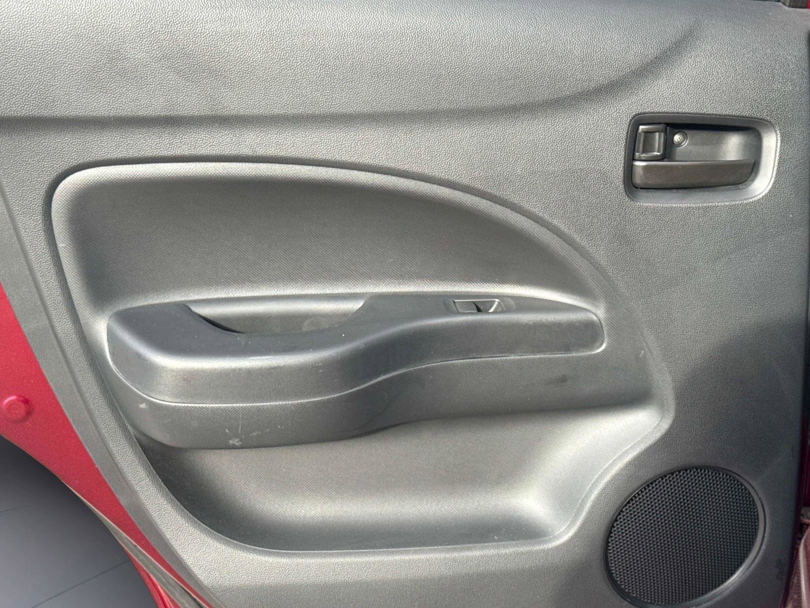 Used 2017 Mitsubishi Mirage ES image 11