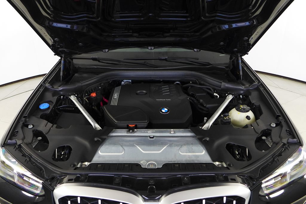 Used 2023 BMW X4 xDrive30i w/ Premium Package AWD/4WD image 6
