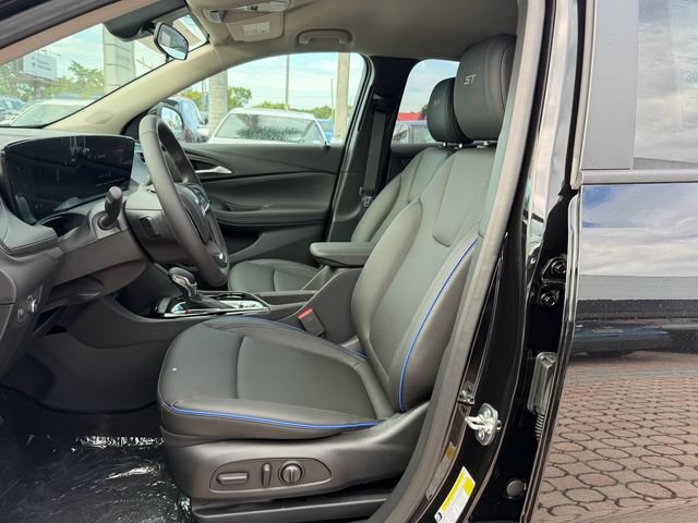 New 2026 Buick Encore GX Sport Touring w/ Comfort Package FWD image 12