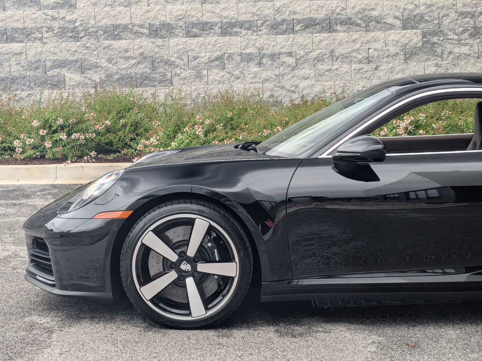 Used 2025 Porsche 911 Carrera S image 11