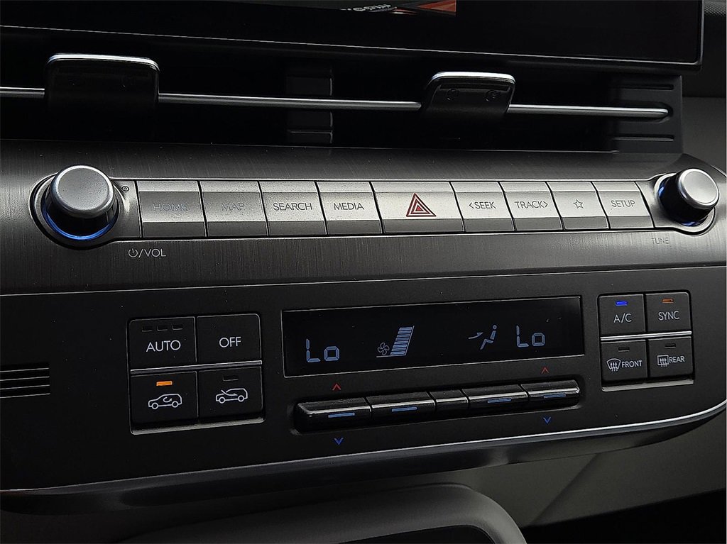 Used 2025 Hyundai Kona SEL image 14