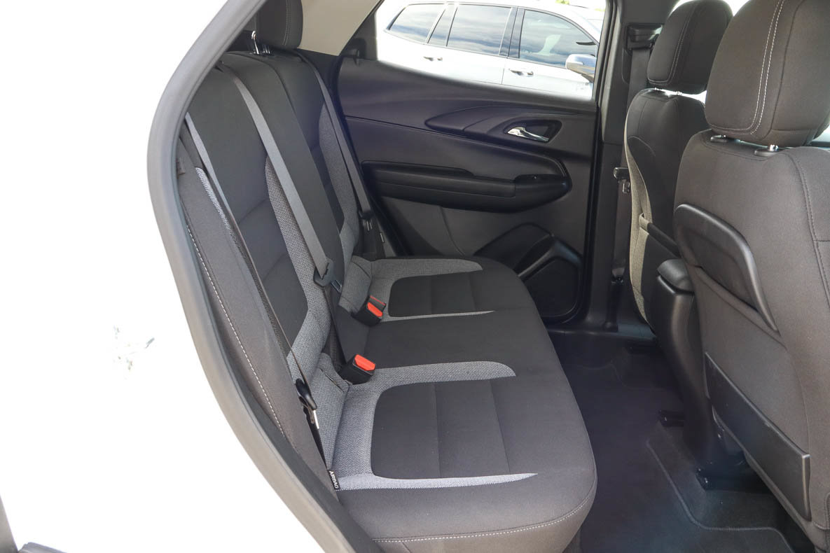 Used 2025 Chevrolet TrailBlazer LT FWD image 19