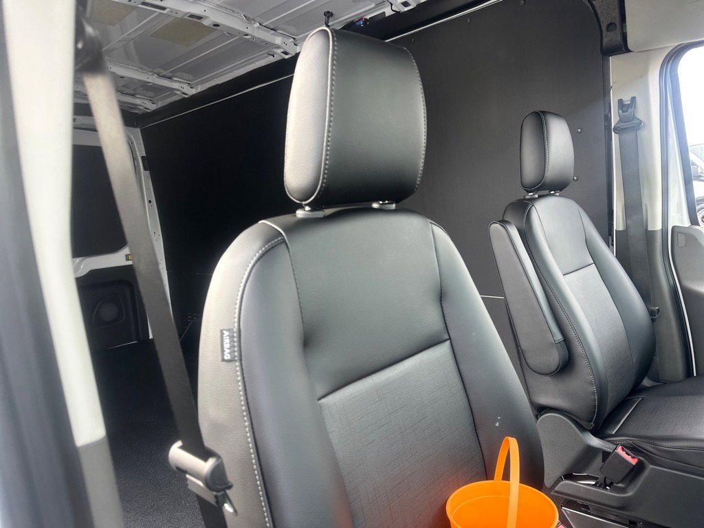 New 2026 Ford Transit 250 148 Medium Roof w/ Load Area Protection Package image 12