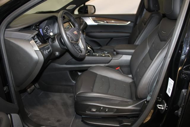 Certified 2023 Cadillac XT5 Premium Luxury w/ Platinum Package image 8