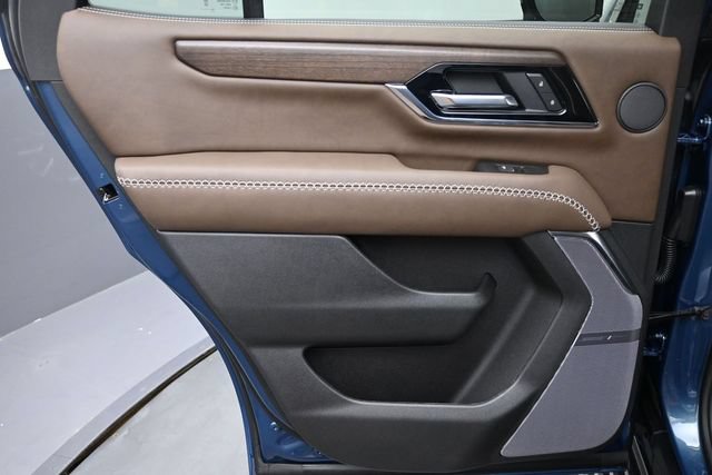New 2026 GMC Yukon Denali Ultimate AWD/4WD image 18
